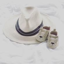Load image into Gallery viewer, Stylish baby booties for baby girls and baby boys