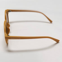 Load image into Gallery viewer, Unisex retro style sunglasses for trendy and stylish kids