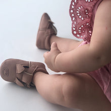 Load image into Gallery viewer, Pre walker dusty pink shoes for girls