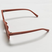 Load image into Gallery viewer, Unisex design sunglasses made from recycled plastic