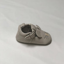 Load image into Gallery viewer, Lightweight, comfortable and flexible sole baby and toddler shoes
